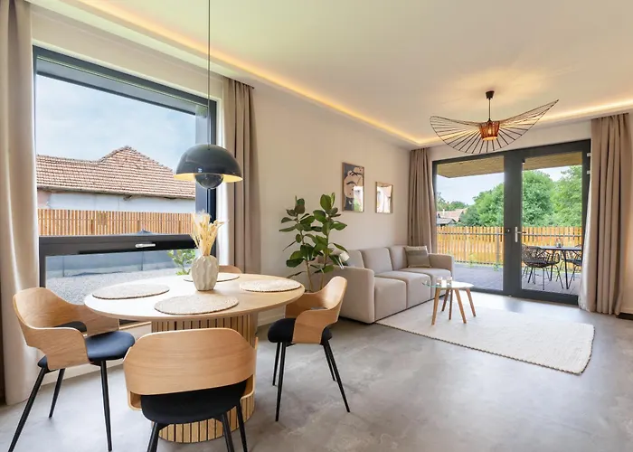 Natur Lodge Tiszafuered