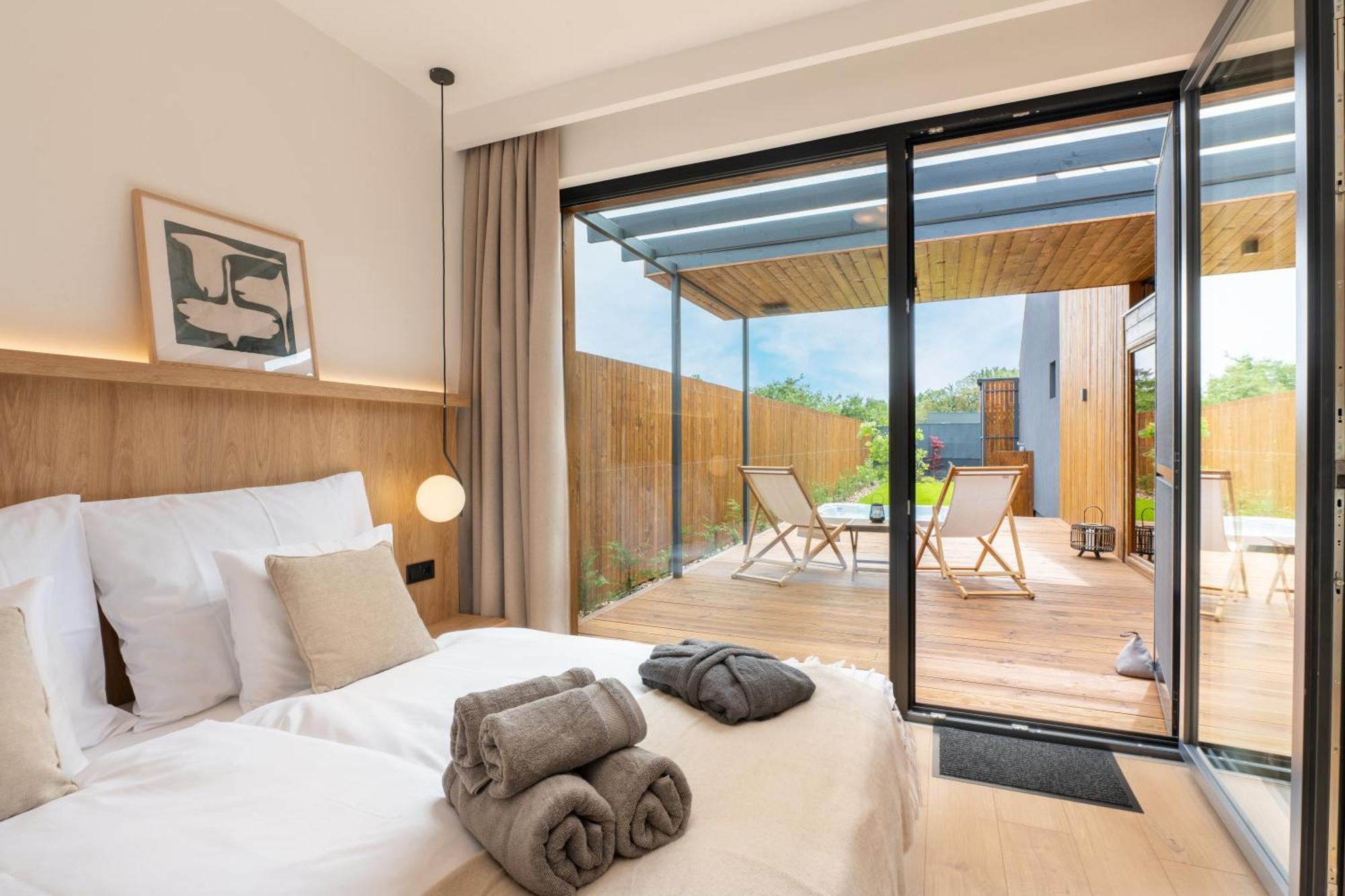 Case de vacanță Natur Lodge Tiszafuered
