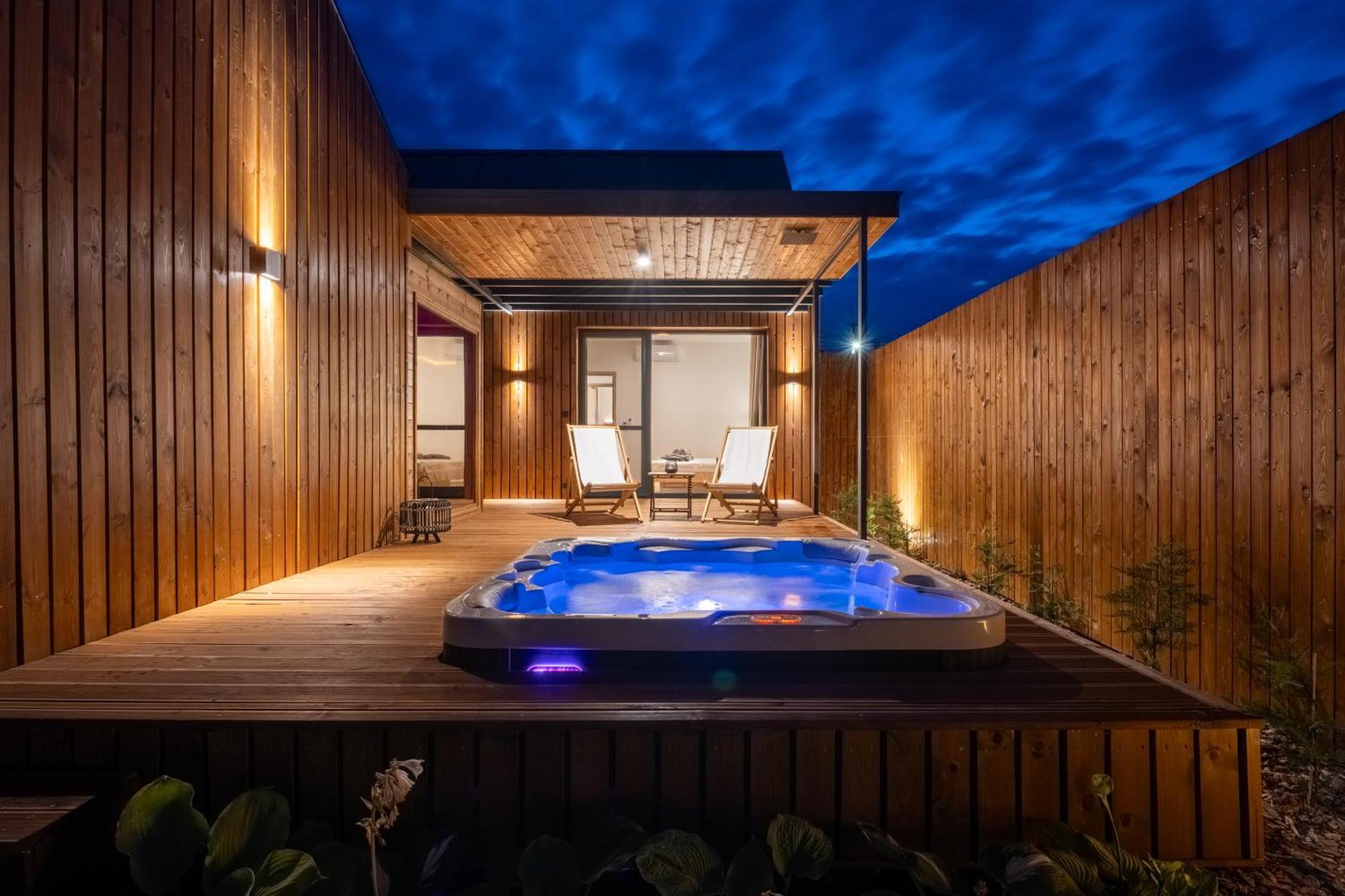 Natur Lodge Tiszafuered