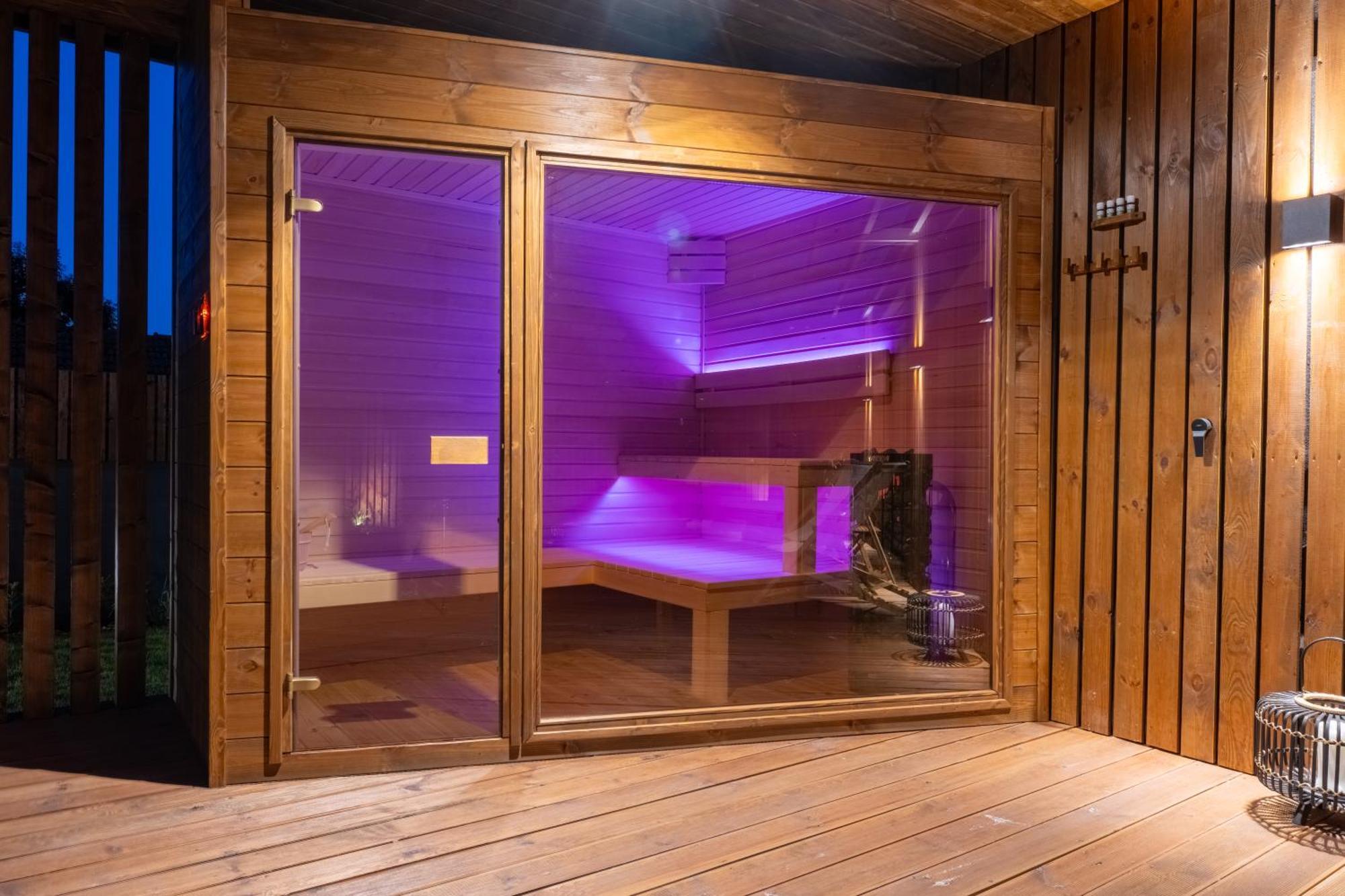 Natur Lodge Tiszafuered *